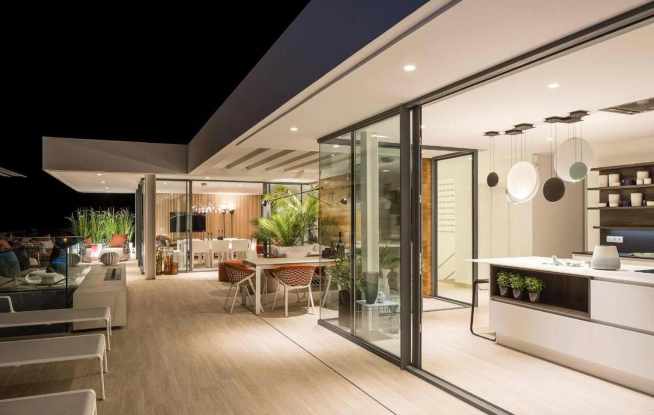 Luxury Villa Rebeka - Heated Pool And Jacuzzi Costa Adeje  Exterior foto