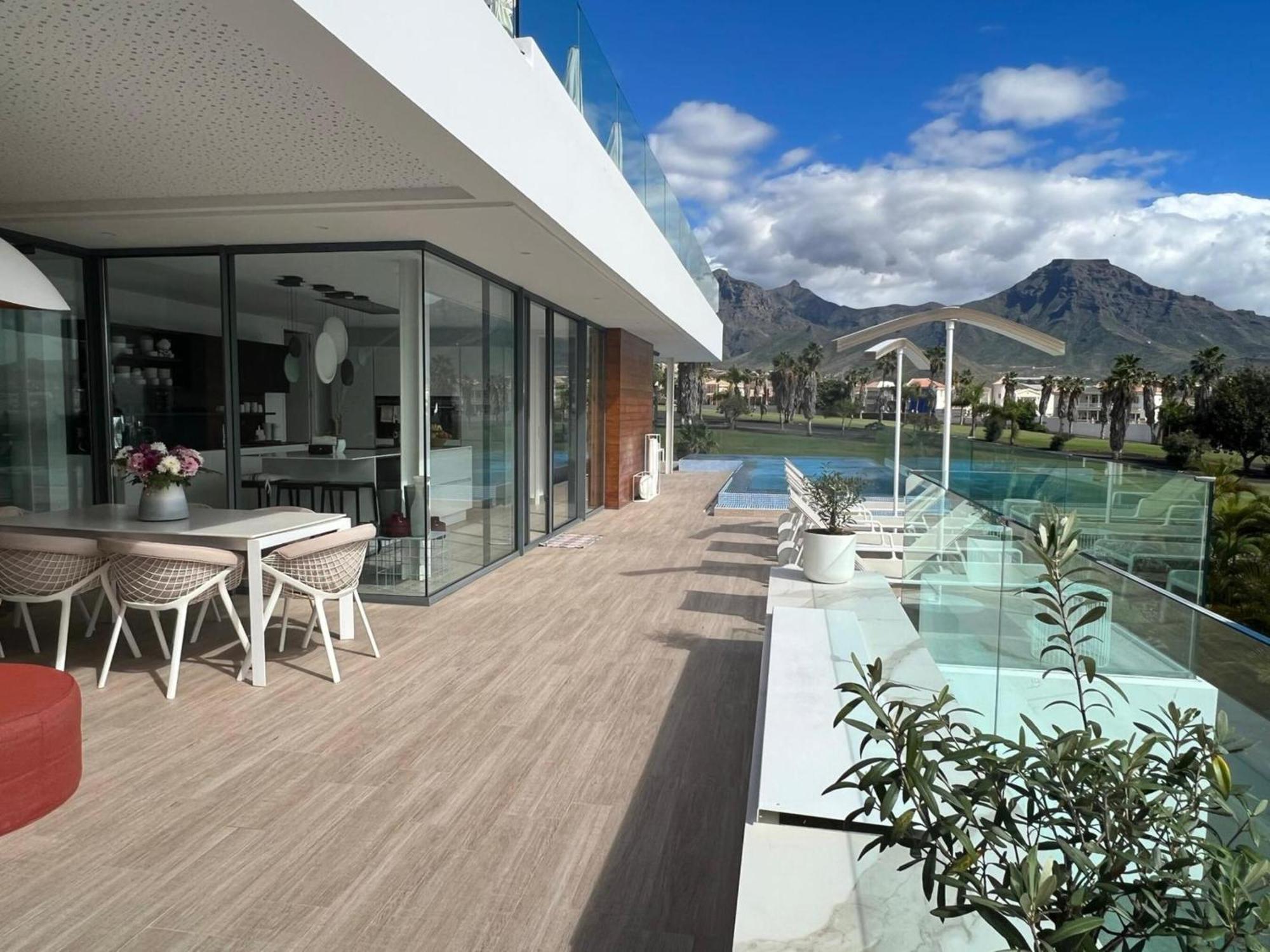 Luxury Villa Rebeka - Heated Pool And Jacuzzi Costa Adeje  Exterior foto